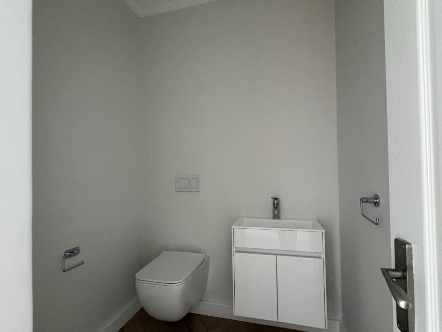 4 Bedroom Property for Sale in Sandown Western Cape